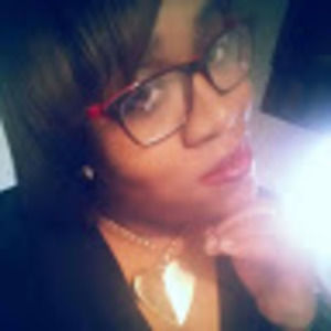 Meet your Posher, Alicia